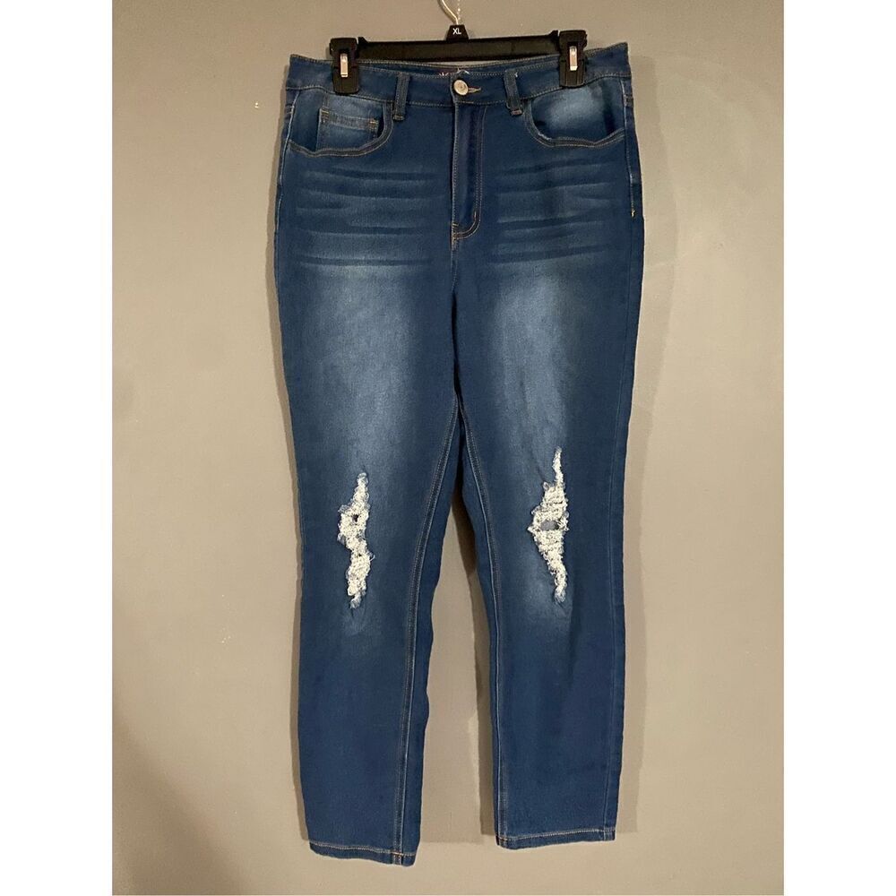 Revival Light Wash Skinny Jeans Size 11 NWOT